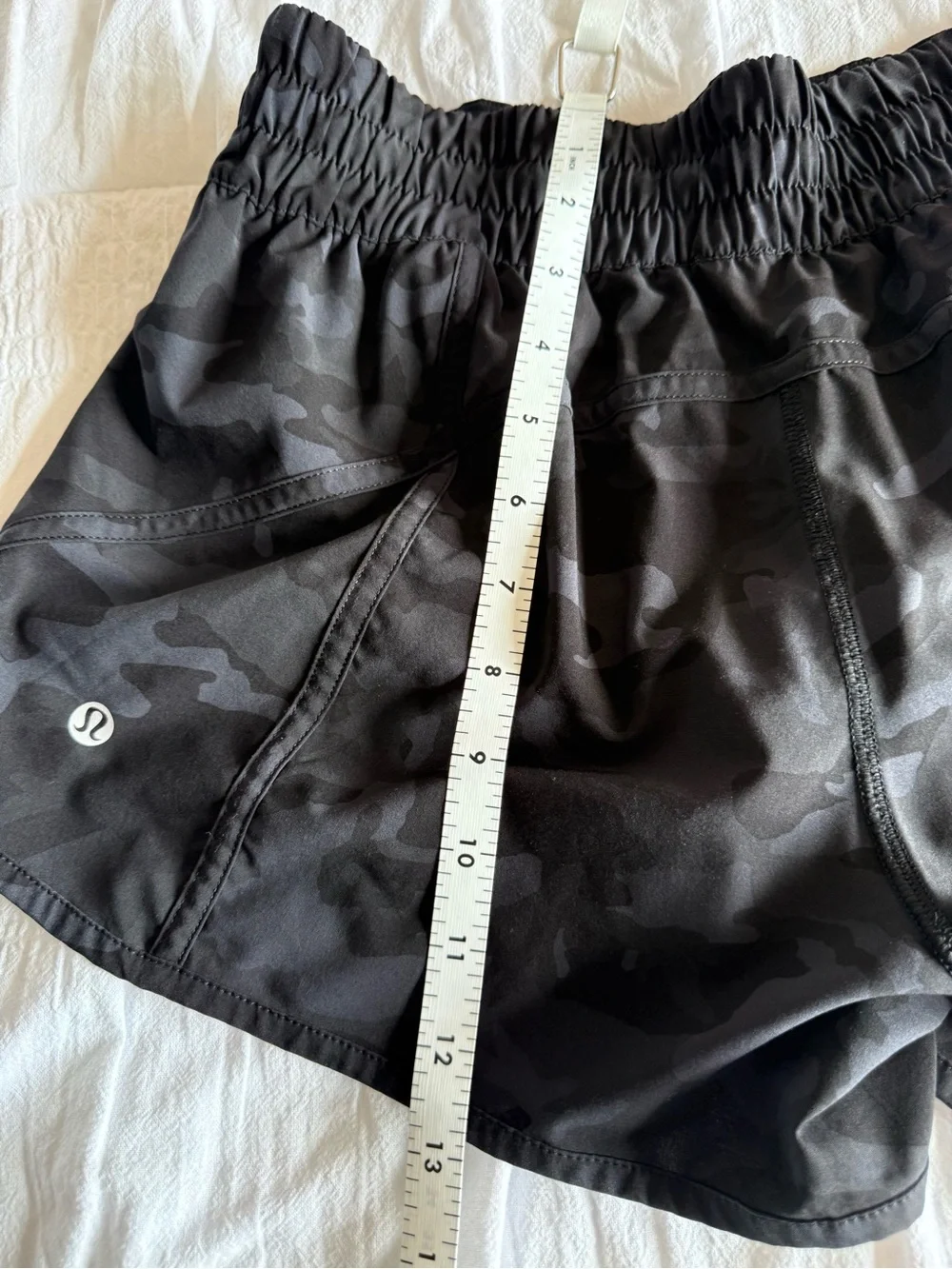 Lululemon Black Camo Athletic Shorts Lined Size 8